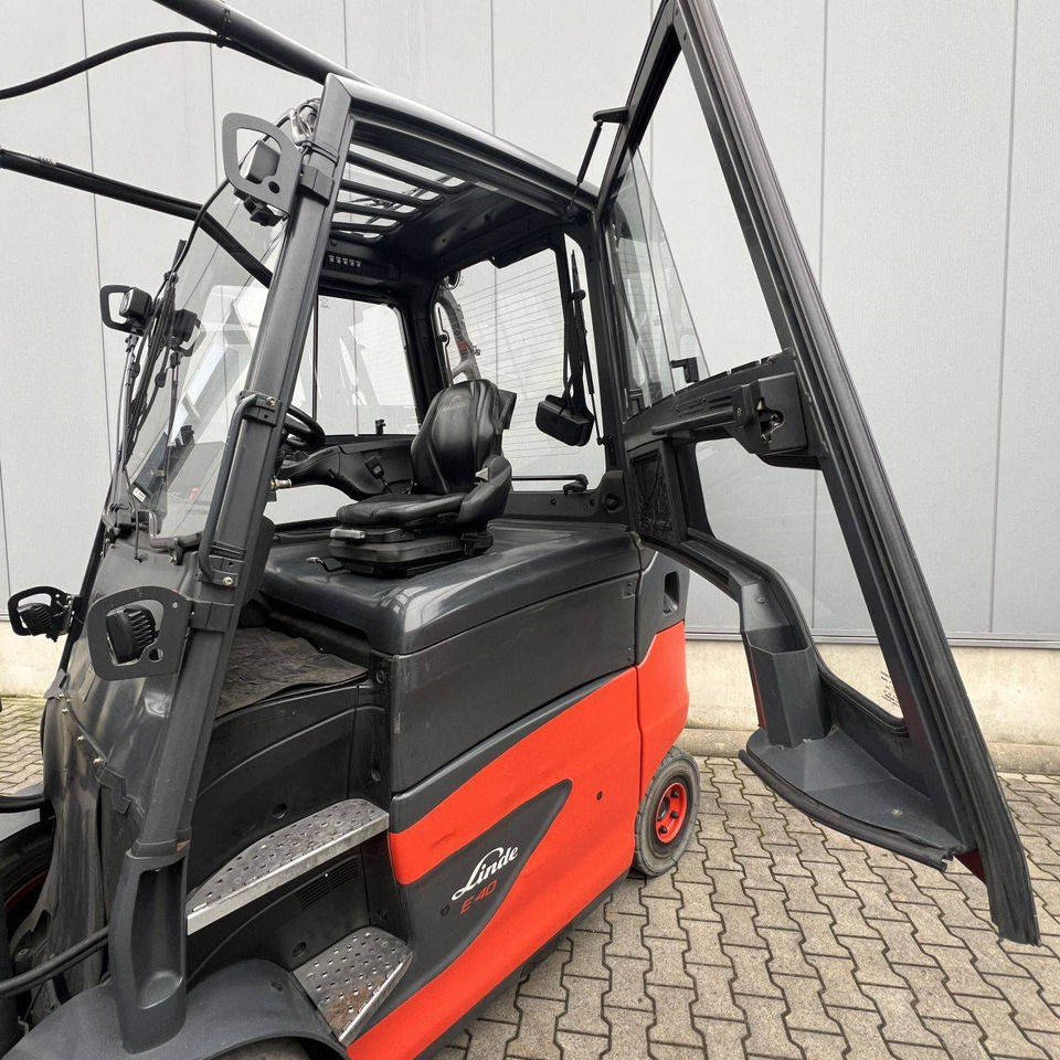 Linde E40/600H(388) High - Electric forklift: picture 3 Linde E40/600H(388) High - Electric forklift: picture 3