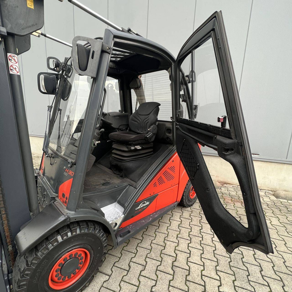 Linde H30D-02 (393) EVO - Diesel forklift: picture 3 Linde H30D-02 (393) EVO - Diesel forklift: picture 3