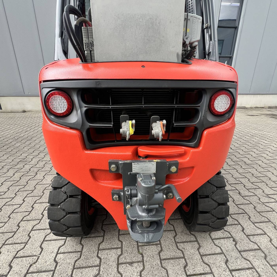 Linde H35D (393-02) EVO - Diesel forklift: picture 3 Linde H35D (393-02) EVO - Diesel forklift: picture 3