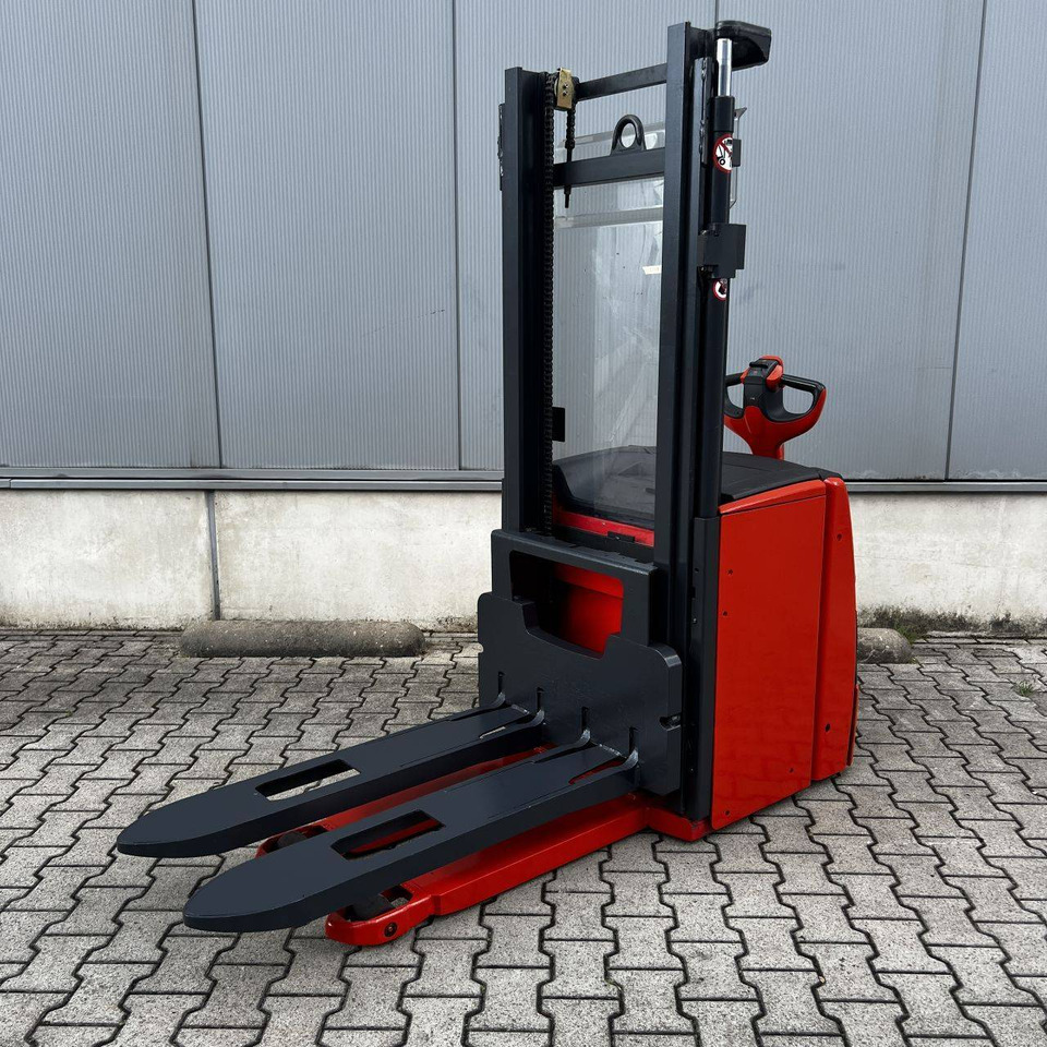Linde L20 (1173) - Stacker: picture 2 Linde L20 (1173) - Stacker: picture 2