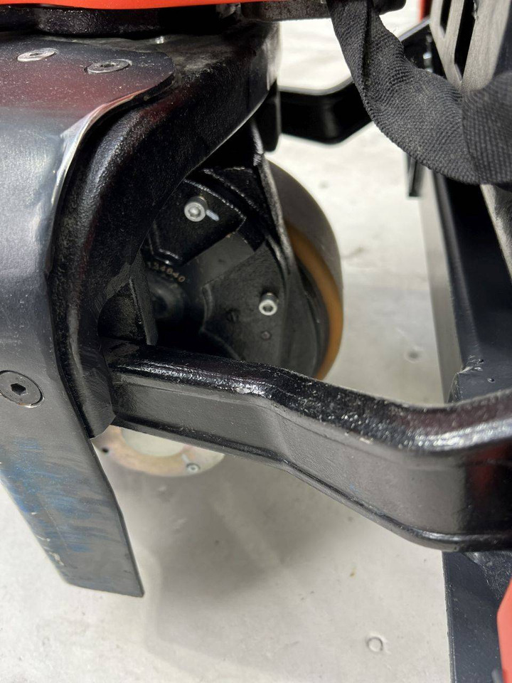 Pallet truck Linde MT12 (1131): picture 6 Pallet truck Linde MT12 (1131): picture 6