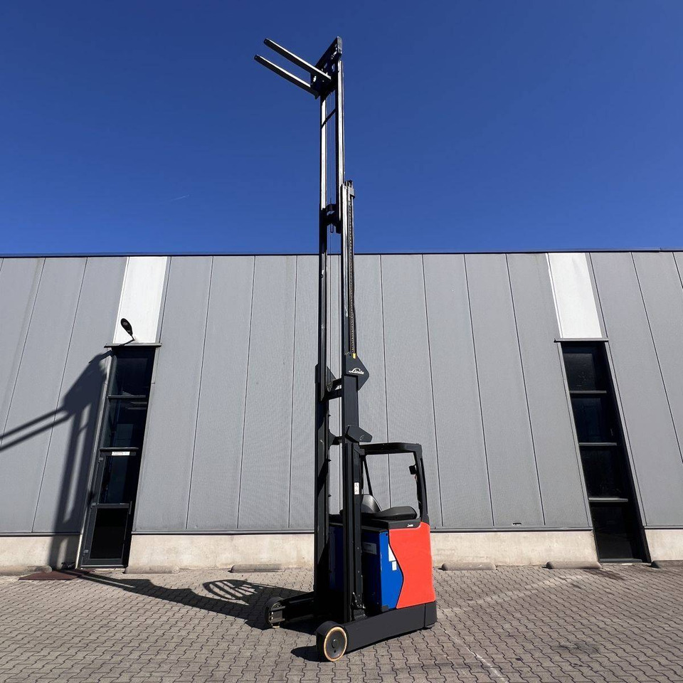 Linde R14 (1120) - Reach truck: picture 4 Linde R14 (1120) - Reach truck: picture 4