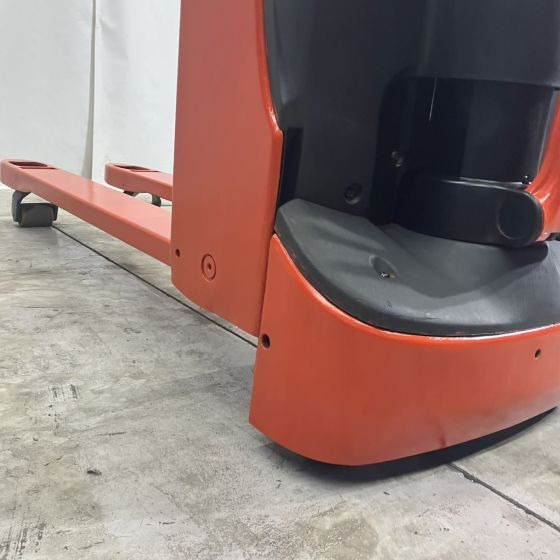 Linde T16 (1152) - Pallet truck: picture 2 Linde T16 (1152) - Pallet truck: picture 2