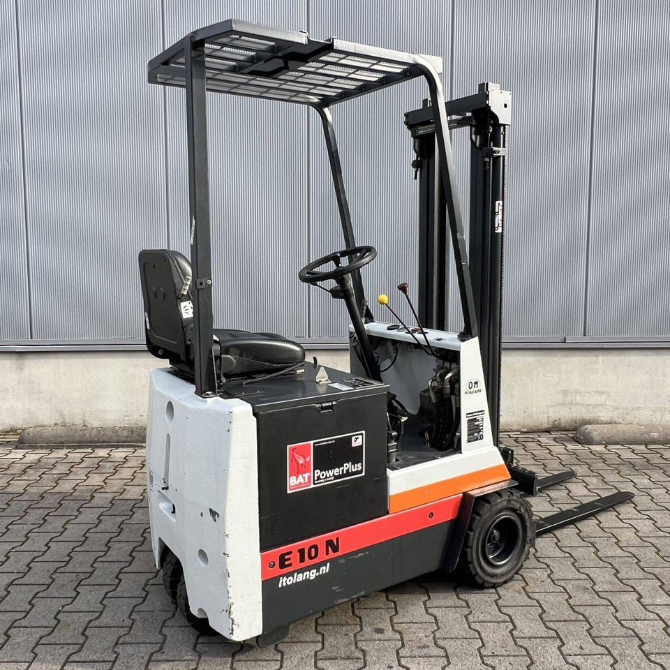 OM Pimespo E10N - Electric forklift: picture 2 OM Pimespo E10N - Electric forklift: picture 2