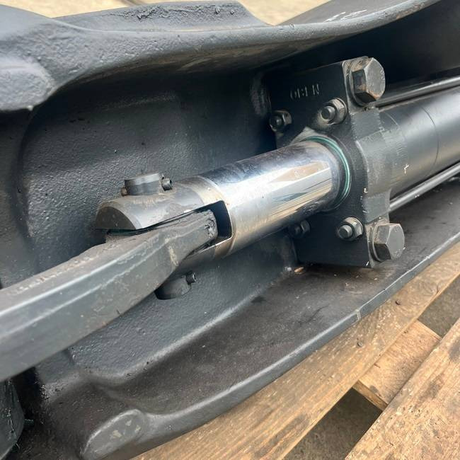Rear axle AL80-01 3707 for Linde - Axle and parts for Material handling equipment: picture 5 Rear axle AL80-01 3707 for Linde - Axle and parts for Material handling equipment: picture 5
