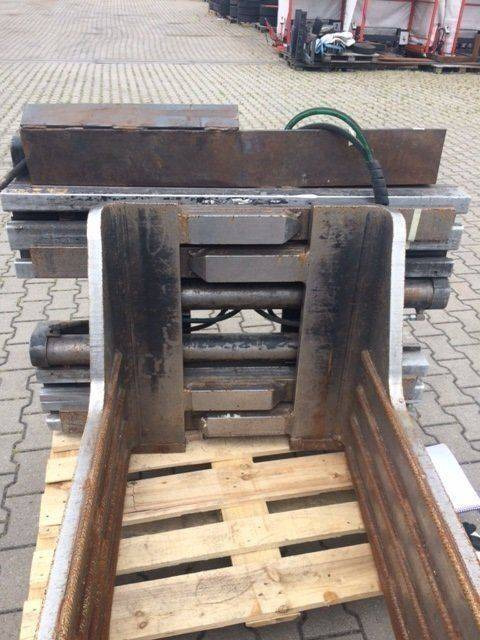Stabau Bale clamp with sideshift - Clamp: picture 2 Stabau Bale clamp with sideshift - Clamp: picture 2