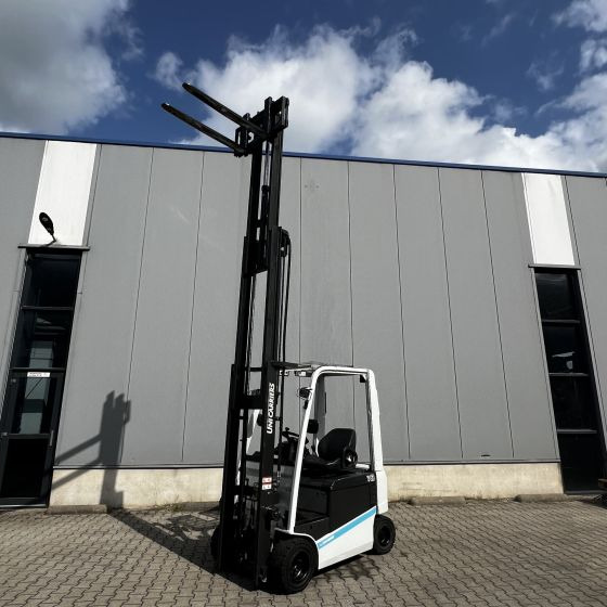 Electric forklift Unicarriers EF18 (JAG1N1L18Q): picture 8