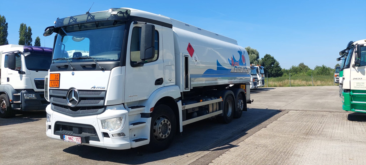 MERCEDES Antos - Tank truck: picture 1 MERCEDES Antos - Tank truck: picture 1