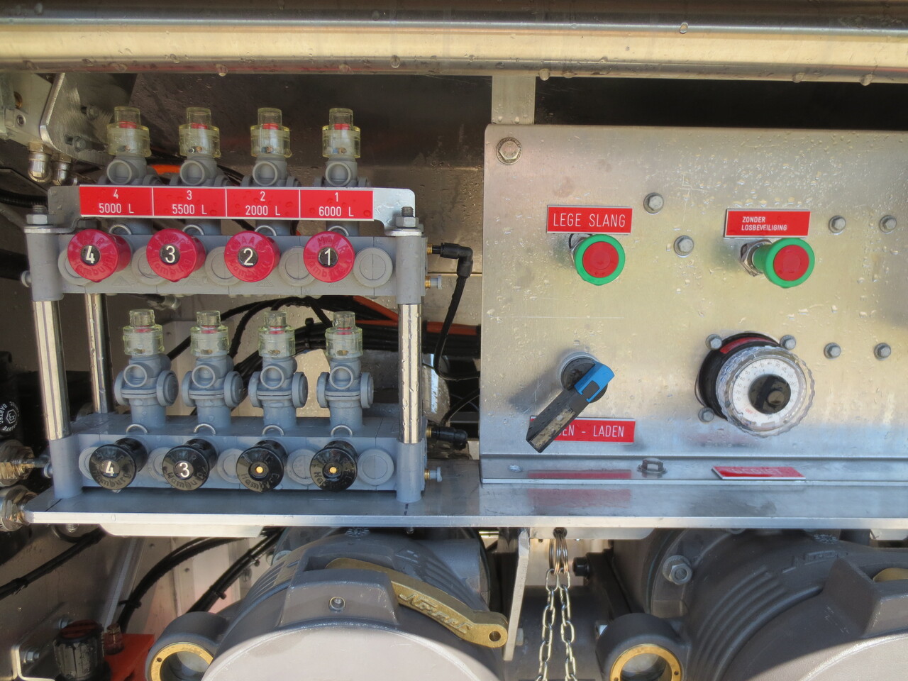 SCANIA G370 - Tank truck: picture 2 SCANIA G370 - Tank truck: picture 2