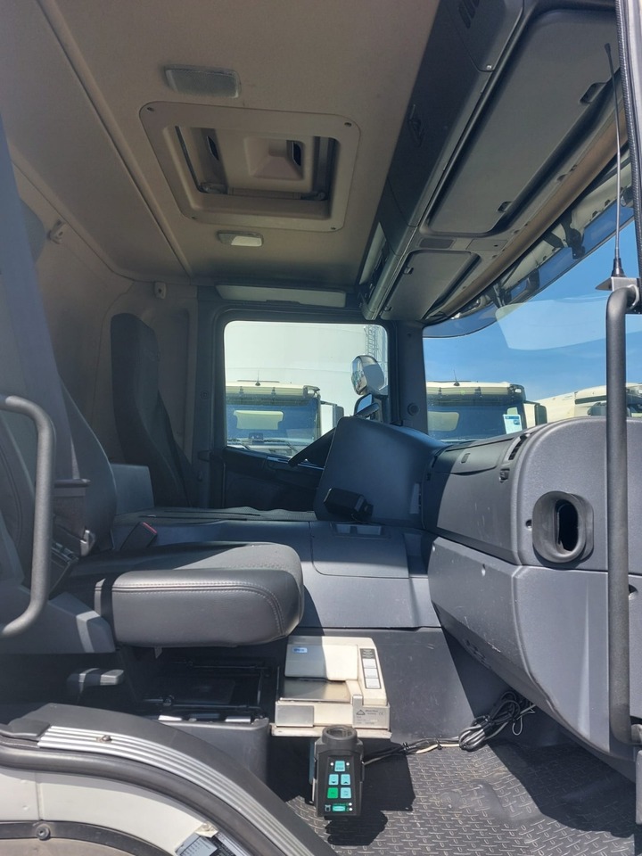 SCANIA PRT - Tank truck: picture 3 SCANIA PRT - Tank truck: picture 3