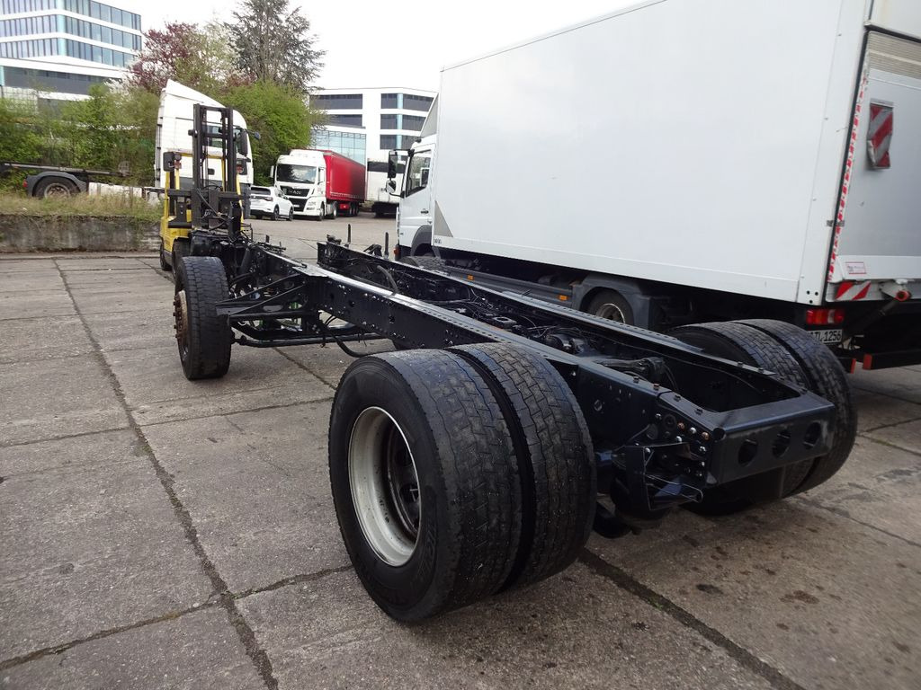 MAN TGX 18.480, Chassis mit Hinterachse, Bj-2016 - Frame/ Chassis for Truck: picture 3 MAN TGX 18.480, Chassis mit Hinterachse, Bj-2016 - Frame/ Chassis for Truck: picture 3