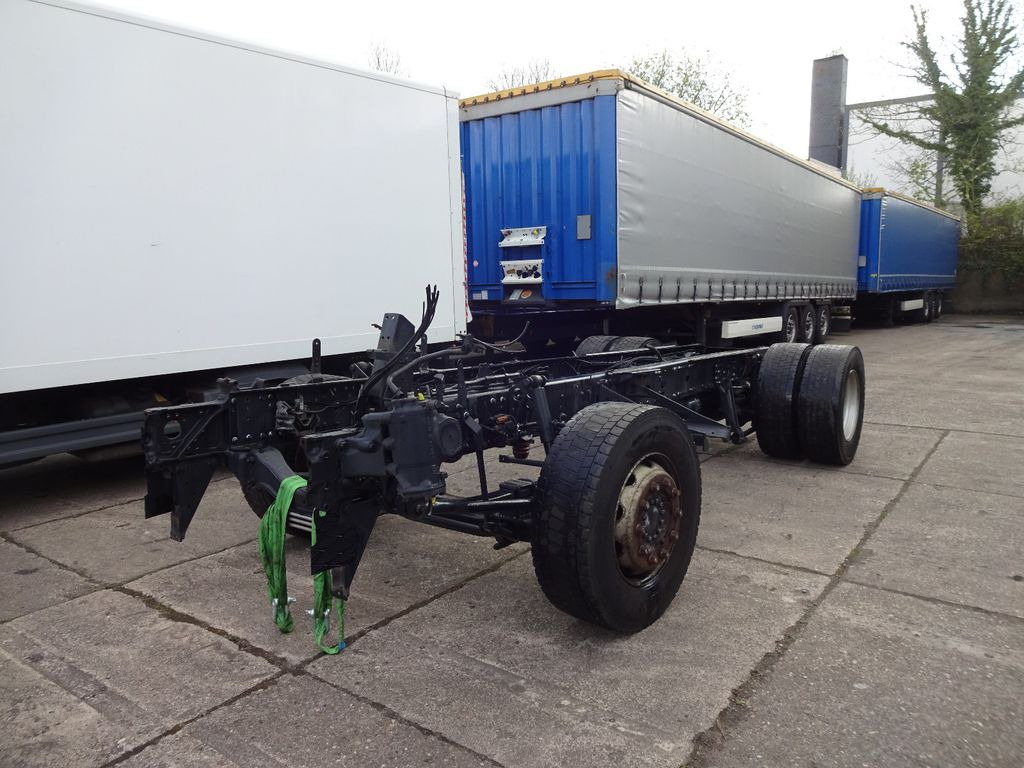 MAN TGX 18.480, Chassis mit Hinterachse, Bj-2016 - Frame/ Chassis for Truck: picture 1 MAN TGX 18.480, Chassis mit Hinterachse, Bj-2016 - Frame/ Chassis for Truck: picture 1