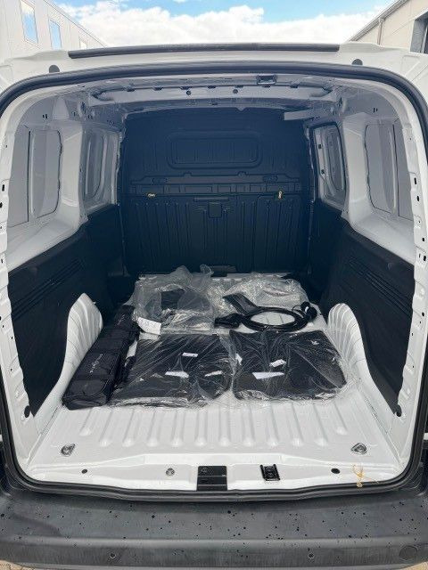 Peugeot Partner Premium Elektro L3H1, 100 kW - Passenger van, Electric van: picture 5 Peugeot Partner Premium Elektro L3H1, 100 kW - Passenger van, Electric van: picture 5