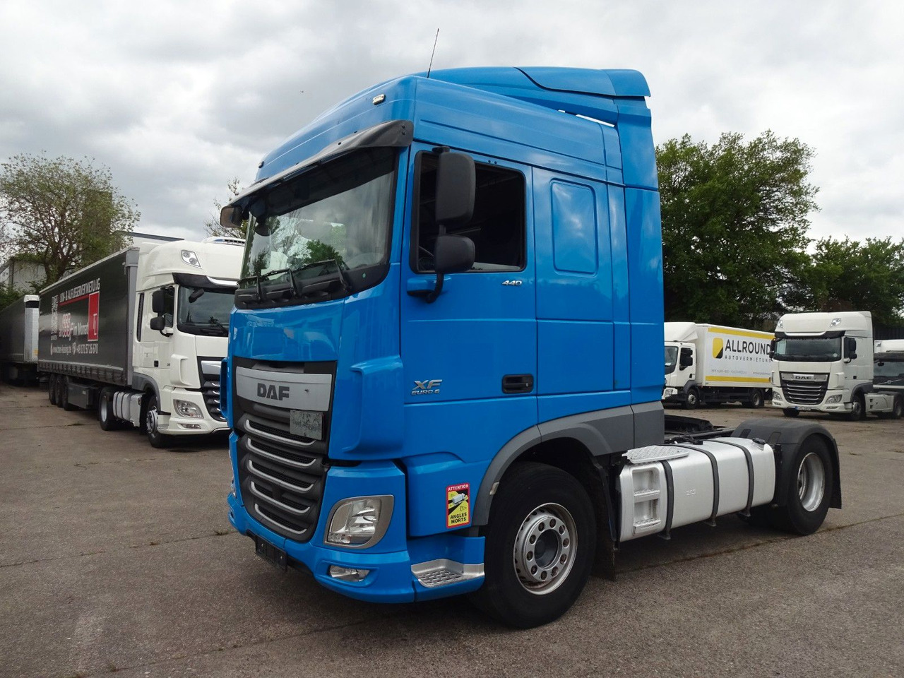 DAF XF 440, SC, Klima, 2 x Tank, Intarder, Standklim - Tractor unit: picture 2 DAF XF 440, SC, Klima, 2 x Tank, Intarder, Standklim - Tractor unit: picture 2