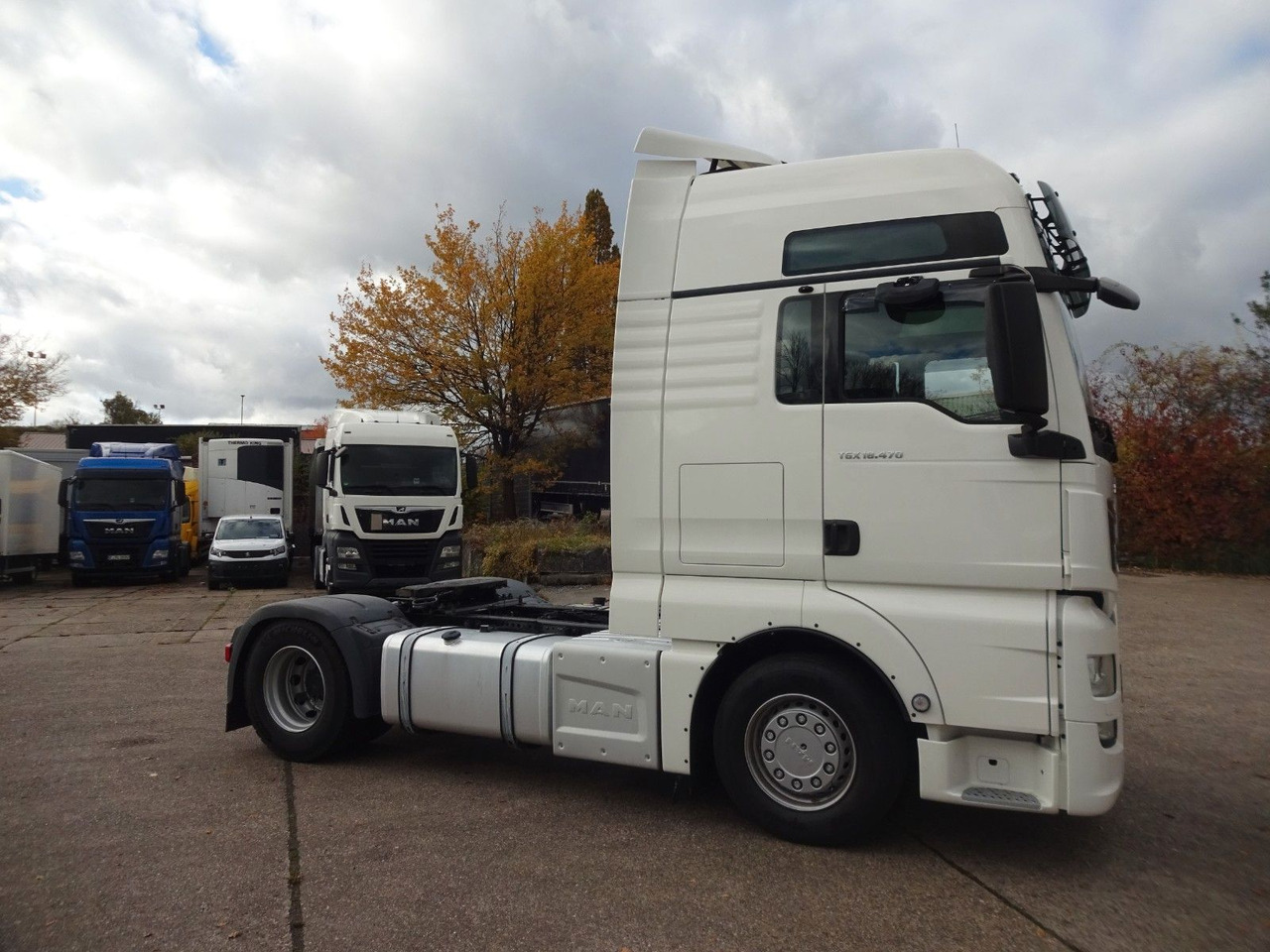 MAN TGX 18.470, XXL, Retarder, ACC, 2 x Tank - Tractor unit: picture 4 MAN TGX 18.470, XXL, Retarder, ACC, 2 x Tank - Tractor unit: picture 4