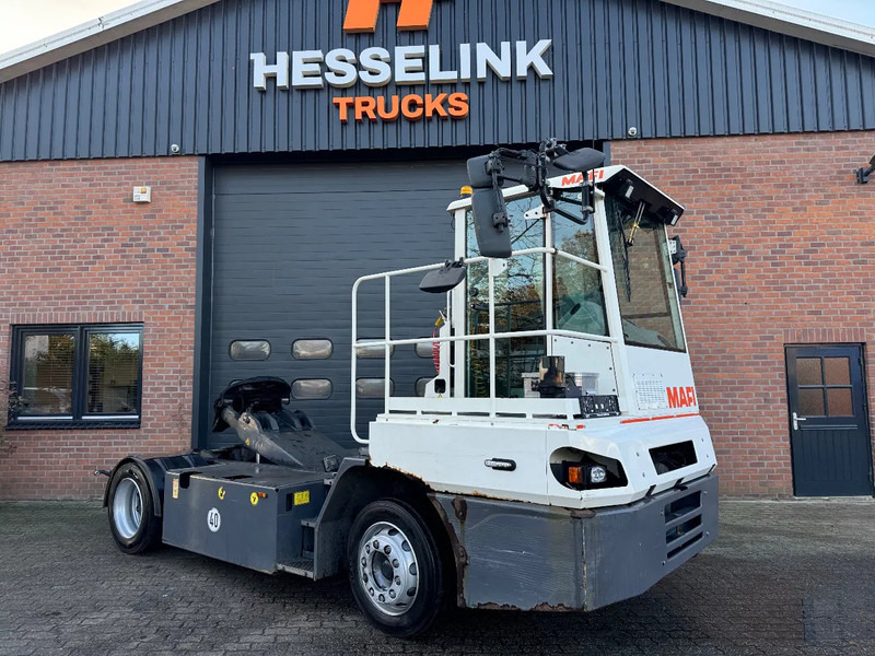 Mafi T225D T225D Rangeertrekker met Kenteken & vangmuil! - Terminal tractor: picture 2 Mafi T225D T225D Rangeertrekker met Kenteken & vangmuil! - Terminal tractor: picture 2