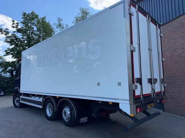 Mercedes-Benz 2748 6X2 Bigspace AHK 598.765M! 8.1M Heiwo box, Stuuras, Top condition - Box truck: picture 3 Mercedes-Benz 2748 6X2 Bigspace AHK 598.765M! 8.1M Heiwo box, Stuuras, Top condition - Box truck: picture 3