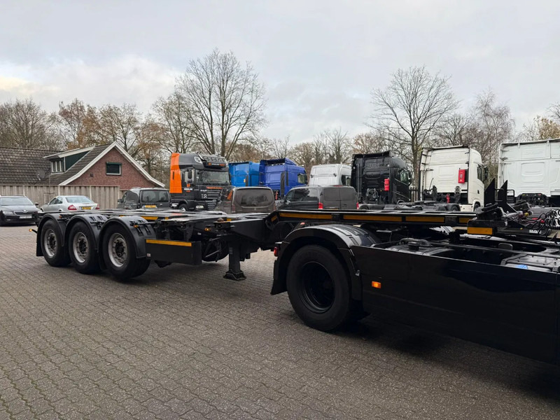 Pacton 2x20/30/40/45 FT Multi Liftas SAF Schijfremmen NL Trailer APK/TUV 14-02-2026 - Container transporter/ Swap body semi-trailer: picture 4 Pacton 2x20/30/40/45 FT Multi Liftas SAF Schijfremmen NL Trailer APK/TUV 14-02-2026 - Container transporter/ Swap body semi-trailer: picture 4