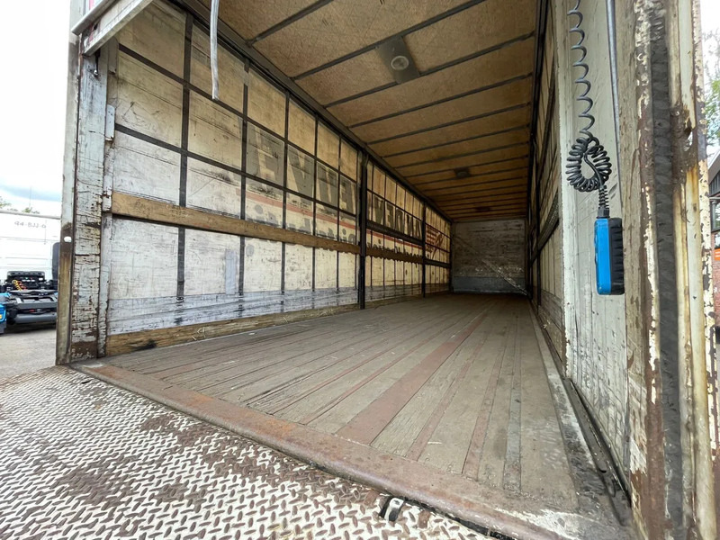 Renders 1 AS 10.6M City Stuuras/Lenkachse 2.000 KG LBW - Curtainsider semi-trailer: picture 5 Renders 1 AS 10.6M City Stuuras/Lenkachse 2.000 KG LBW - Curtainsider semi-trailer: picture 5