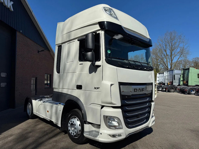 DAF XF 480 5X! SSC Super Space 2x tank LED PTO-Prep 335.720KM ACC - Tractor unit: picture 2 DAF XF 480 5X! SSC Super Space 2x tank LED PTO-Prep 335.720KM ACC - Tractor unit: picture 2