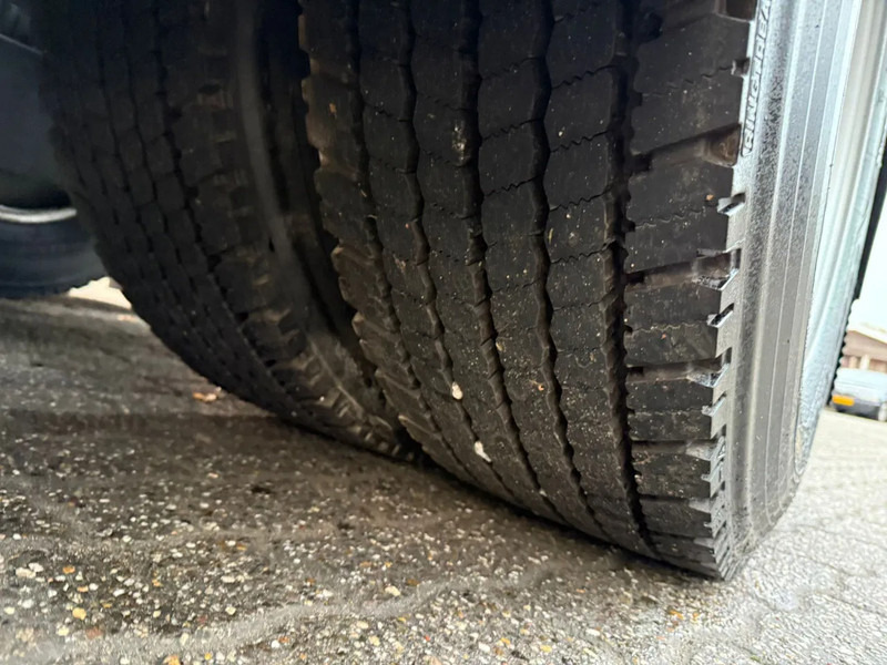 Tractor unit DAF XF 480 SSC Super Space 2x tank LED Spoilers/sideskirts 348.190KM NL Truck: picture 13 Tractor unit DAF XF 480 SSC Super Space 2x tank LED Spoilers/sideskirts 348.190KM NL Truck: picture 13