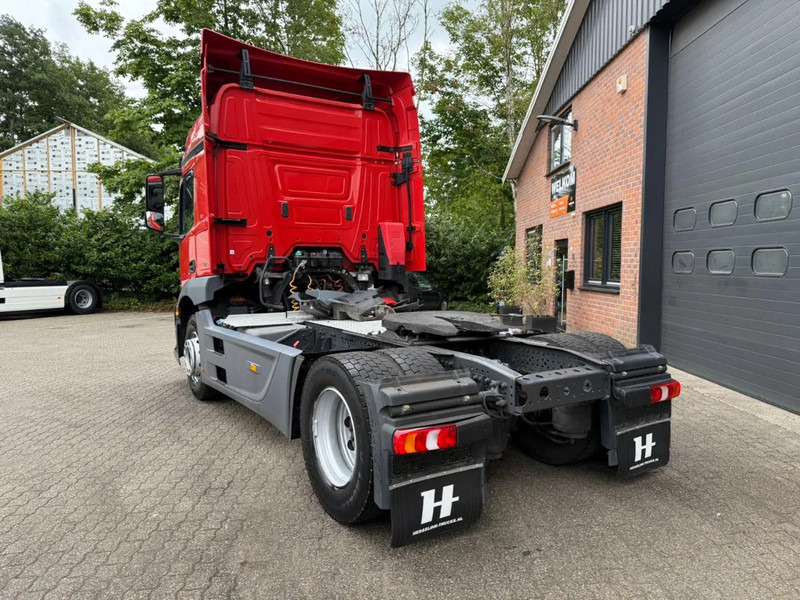 Mercedes-Benz Actros 1936 4X2 NL Truck 724.850KM - Tractor unit: picture 2 Mercedes-Benz Actros 1936 4X2 NL Truck 724.850KM - Tractor unit: picture 2