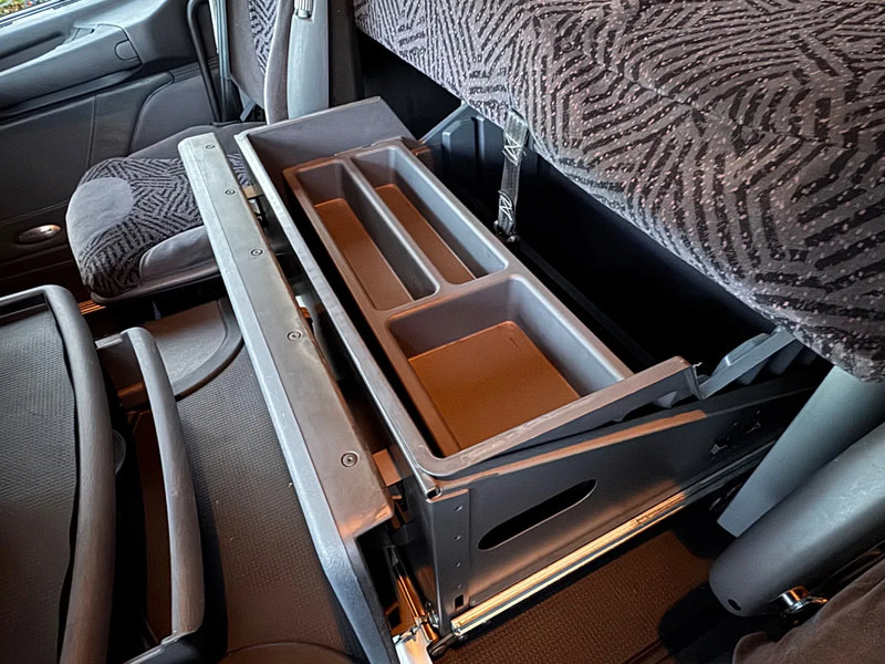 Tractor unit Scania R124-420 Topline Retarder NL Truck APK: picture 12 Tractor unit Scania R124-420 Topline Retarder NL Truck APK: picture 12