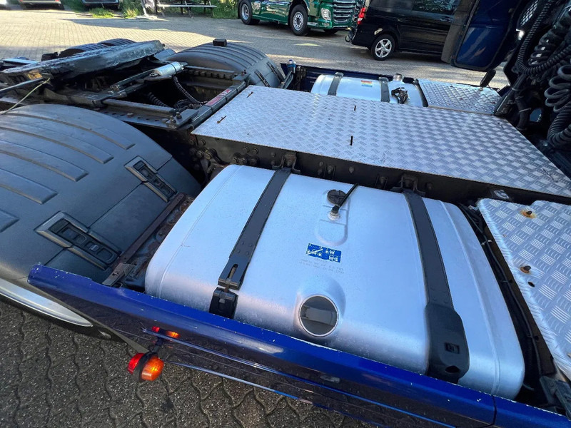 Scania R490 6X2 Topline Standairco 2X tank NL Truck - Tractor unit: picture 5 Scania R490 6X2 Topline Standairco 2X tank NL Truck - Tractor unit: picture 5