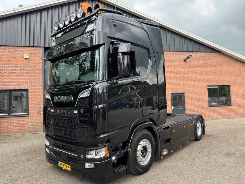 Tractor unit Scania S660 4X2 Retarder Full air Standairco Schuifschotel 9T Vooras PTO prep: picture 1