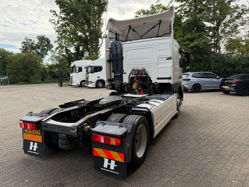 Volvo FM 330 Slaapcabine Side skirts NL Truck APK/TUV 05-2026 - Tractor unit: picture 3 Volvo FM 330 Slaapcabine Side skirts NL Truck APK/TUV 05-2026 - Tractor unit: picture 3