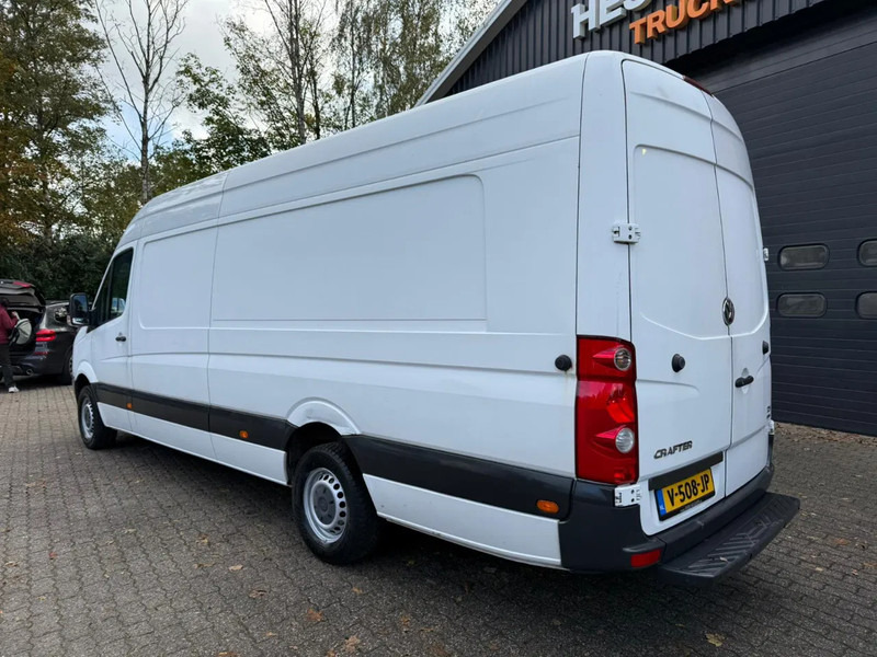 Volkswagen Crafter 2.0 TDI L4H2 - Panel van: picture 4 Volkswagen Crafter 2.0 TDI L4H2 - Panel van: picture 4