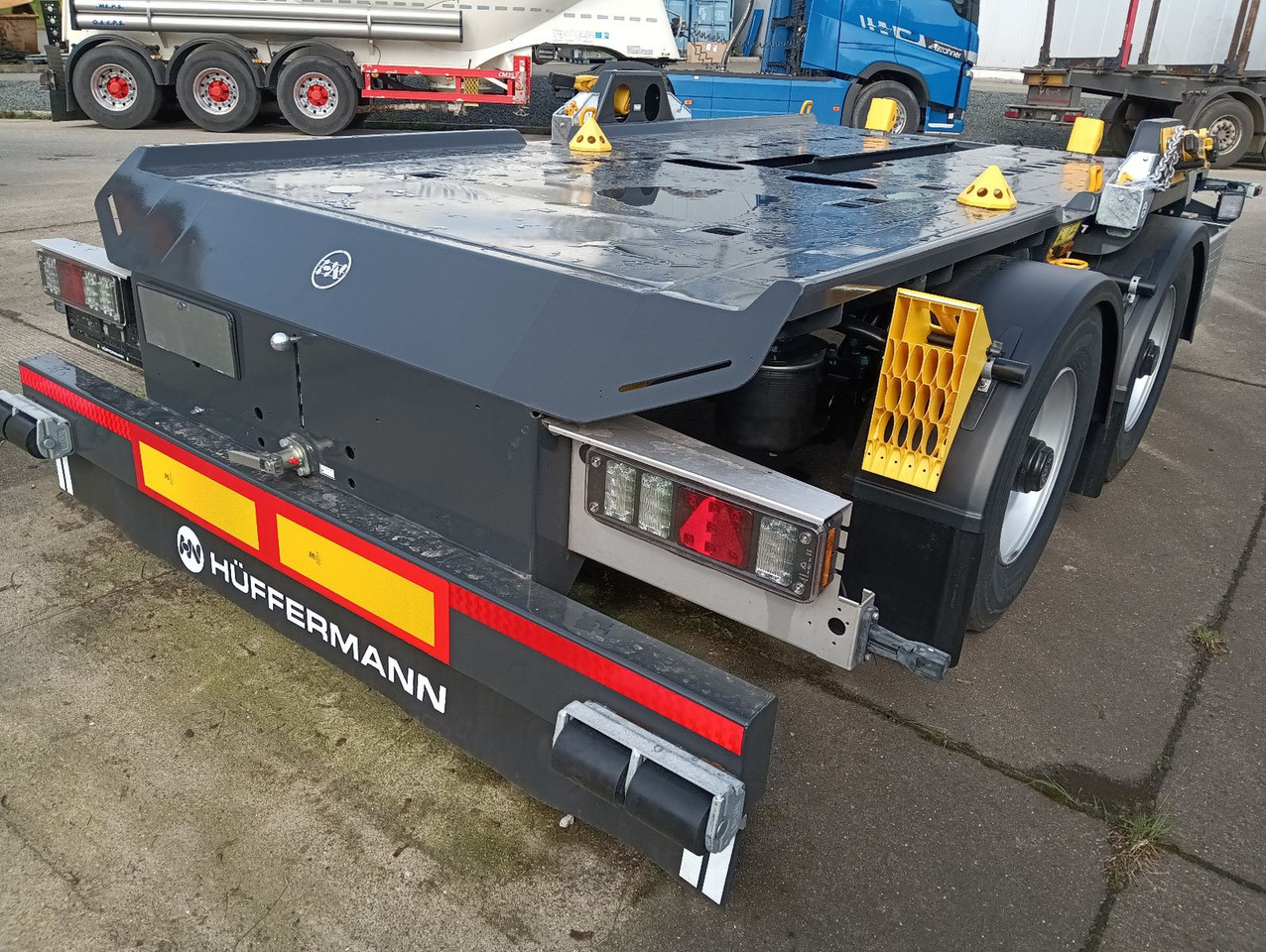 Hüffermann 2-A-MINI-CARRIER SAFETYFIX VERZINKT NEU FULLOPTI - Roll-off/ Skip trailer: picture 4 Hüffermann 2-A-MINI-CARRIER SAFETYFIX VERZINKT NEU FULLOPTI - Roll-off/ Skip trailer: picture 4