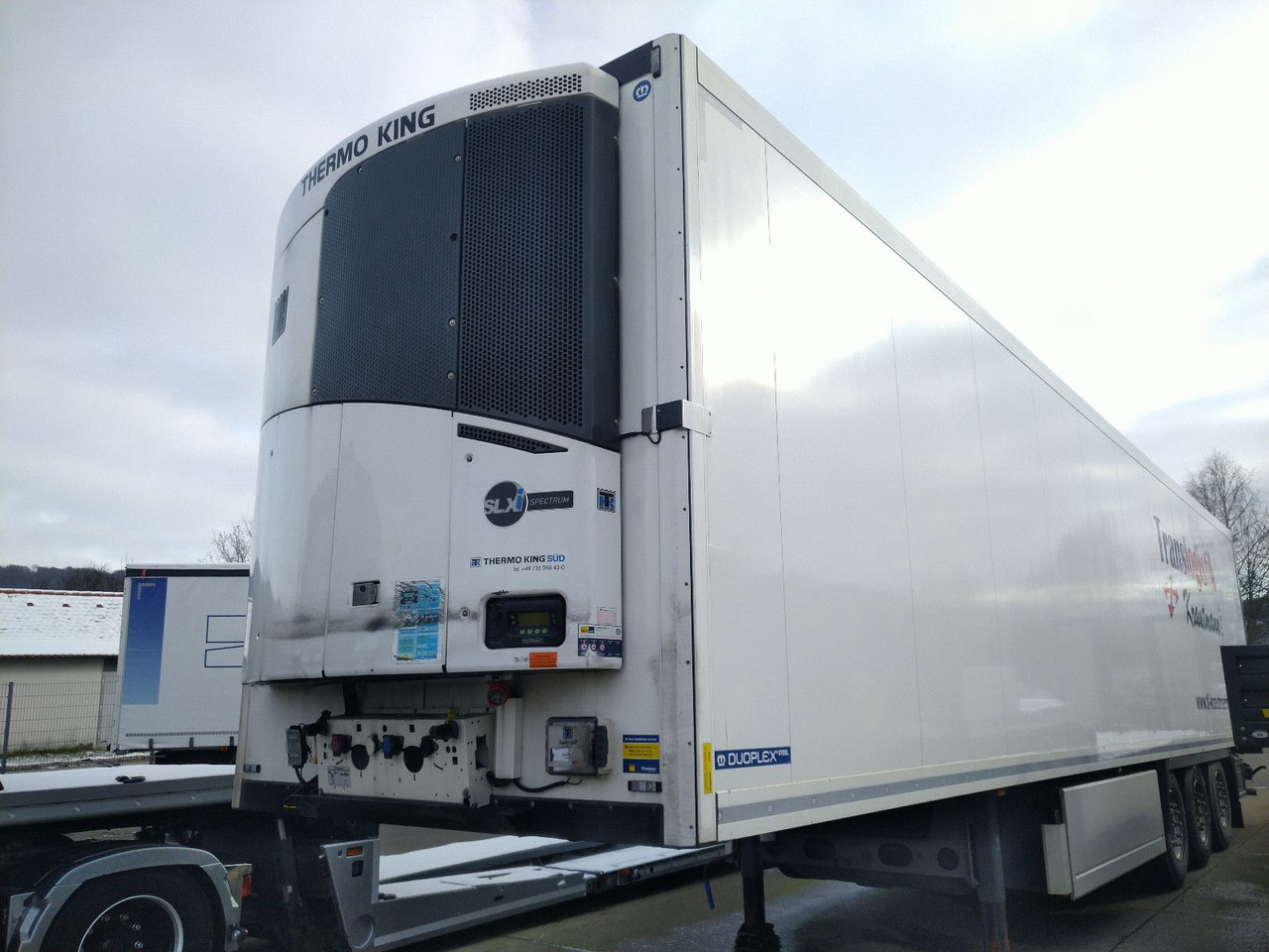 Krone SDR27eL4-MT Blumen BiTemp TK SLXi Double Rolltor - Closed box semi-trailer: picture 3 Krone SDR27eL4-MT Blumen BiTemp TK SLXi Double Rolltor - Closed box semi-trailer: picture 3