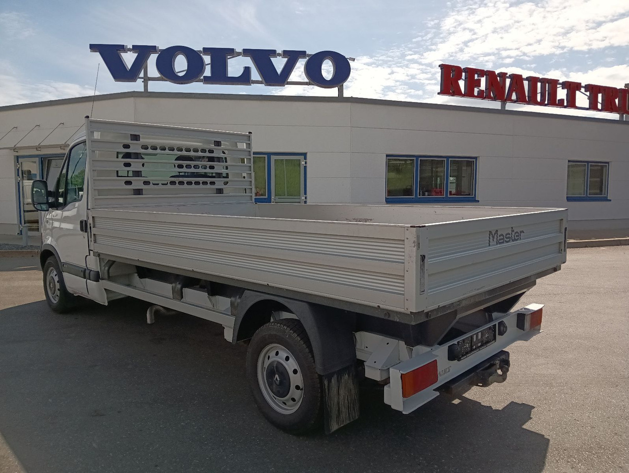Renault MASTER 3,5t AHK, TÜV/Reifen/Bremse NEU orig.64t - Flatbed van, Combi van: picture 4 Renault MASTER 3,5t AHK, TÜV/Reifen/Bremse NEU orig.64t - Flatbed van, Combi van: picture 4