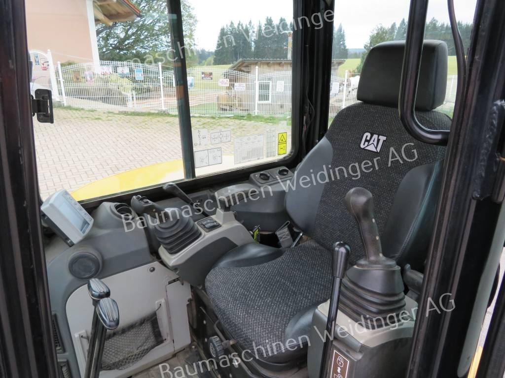 CAT 305.5 E2 on lease CAT 305.5 E2: picture 12 CAT 305.5 E2 on lease CAT 305.5 E2: picture 12