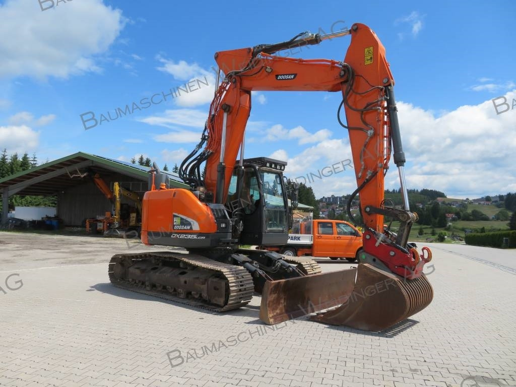 Crawler excavator Doosan DX 235 LCR-5: picture 21