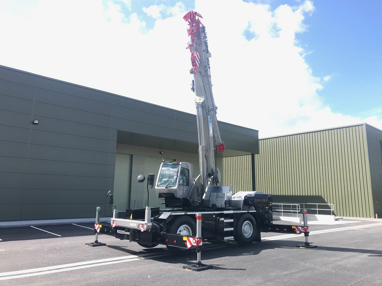 KATO CR-250Rv - 25 Ton City Crane - Mobile crane: picture 5 KATO CR-250Rv - 25 Ton City Crane - Mobile crane: picture 5