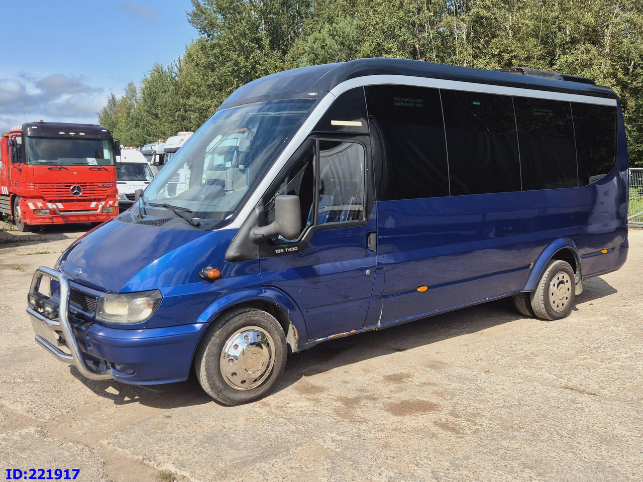 FORD Sunset VIP 17-seats - Coach: picture 5 FORD Sunset VIP 17-seats - Coach: picture 5
