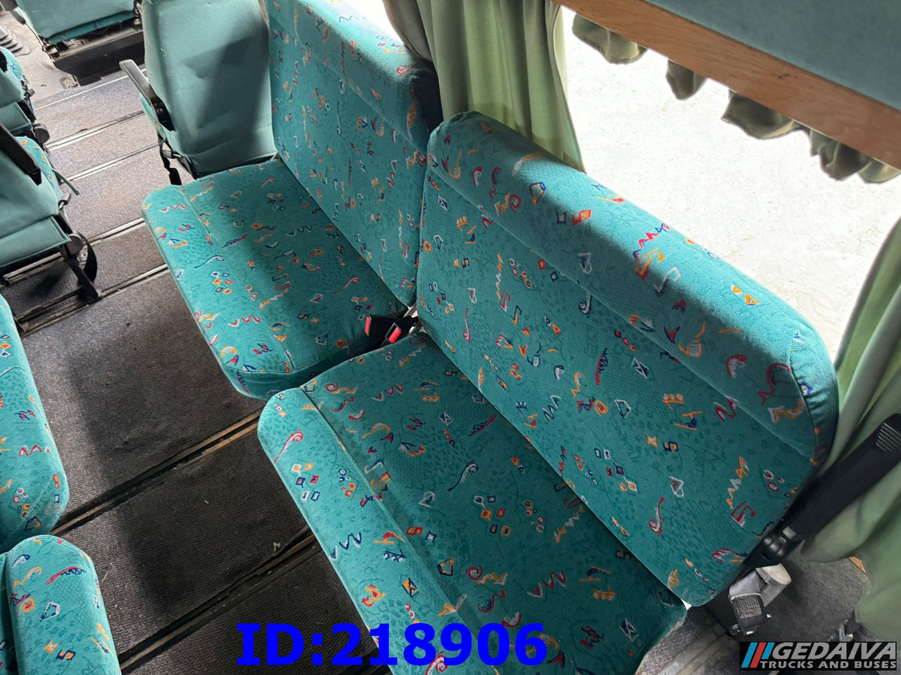 Coach FORD Transit 430 Prostyle - Manual - 15-seater: picture 17