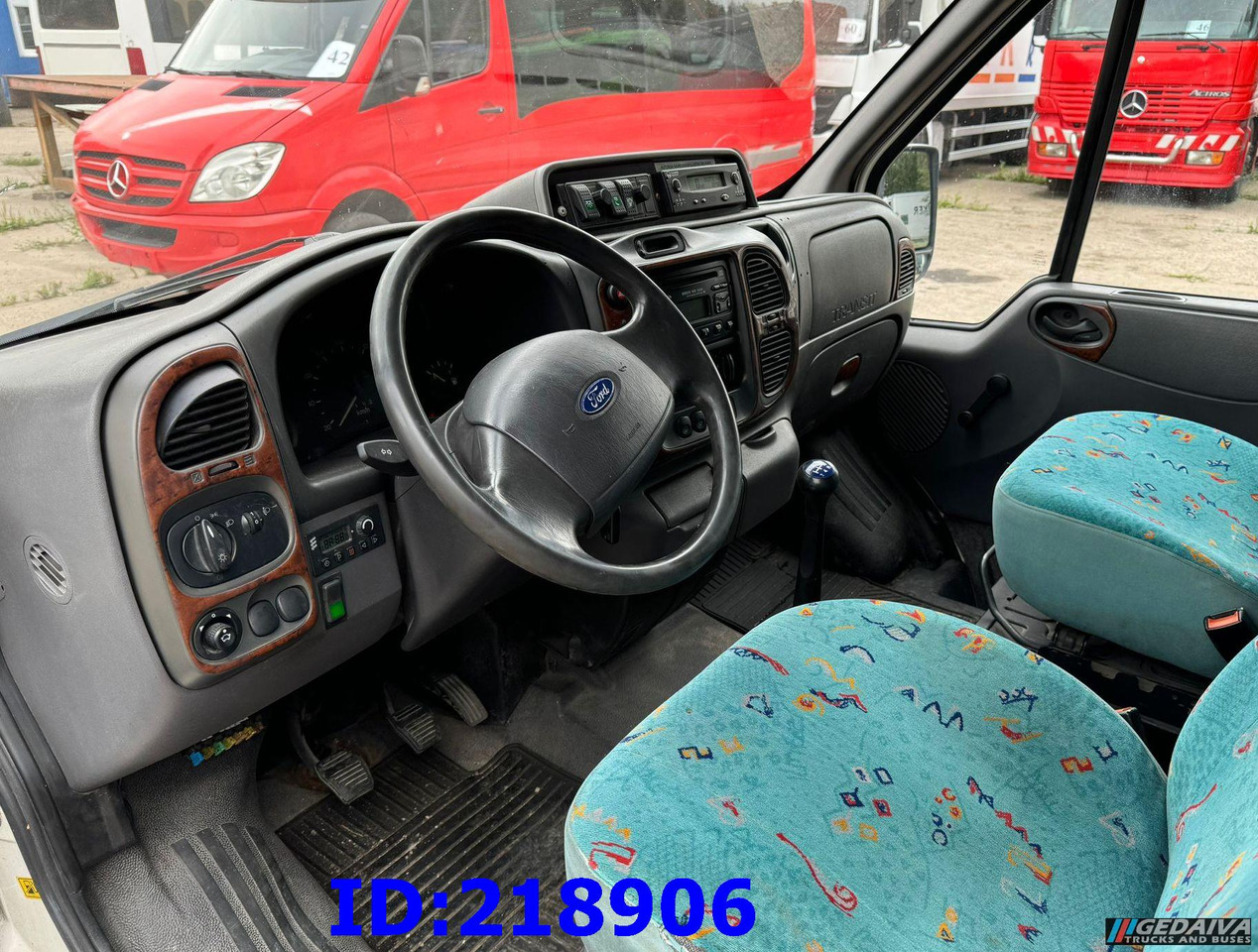 Coach FORD Transit 430 Prostyle - Manual - 15-seater: picture 8