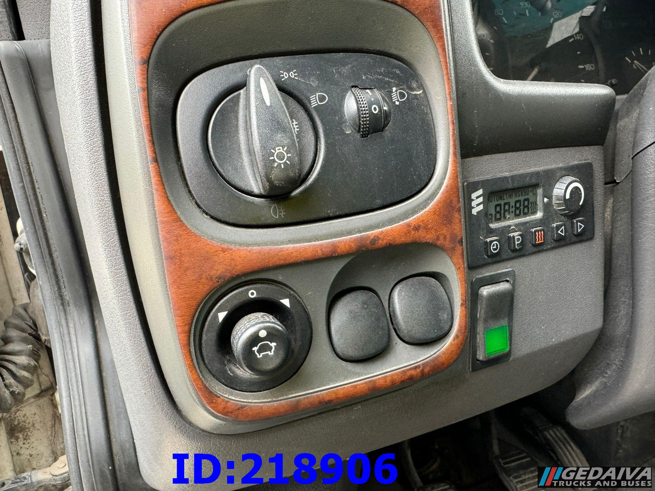 Coach FORD Transit 430 Prostyle - Manual - 15-seater: picture 9