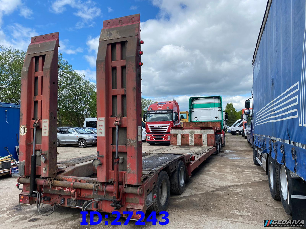 LANGENDORF Satbue 20/28 - Low bed - Low loader semi-trailer: picture 4 LANGENDORF Satbue 20/28 - Low bed - Low loader semi-trailer: picture 4