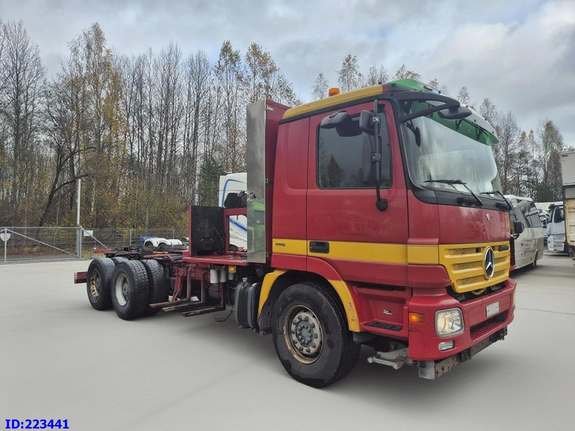MERCEDES-BENZ Actros 2636 6X4 (3pedals) - Cab chassis truck: picture 4 MERCEDES-BENZ Actros 2636 6X4 (3pedals) - Cab chassis truck: picture 4