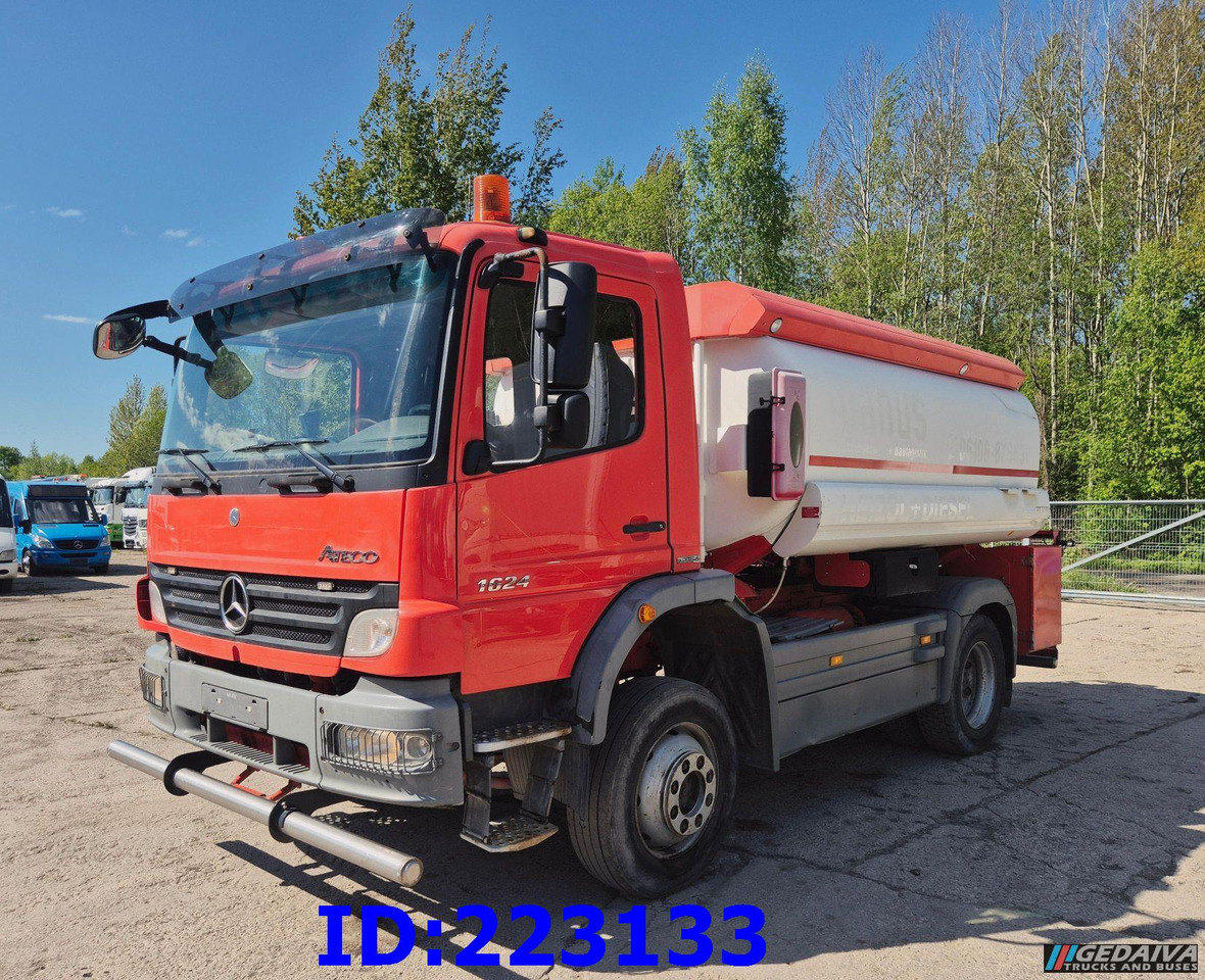 MERCEDES-BENZ Atego 1624 - 4X4 - Water tank - Euro5 - Tank truck: picture 1 MERCEDES-BENZ Atego 1624 - 4X4 - Water tank - Euro5 - Tank truck: picture 1