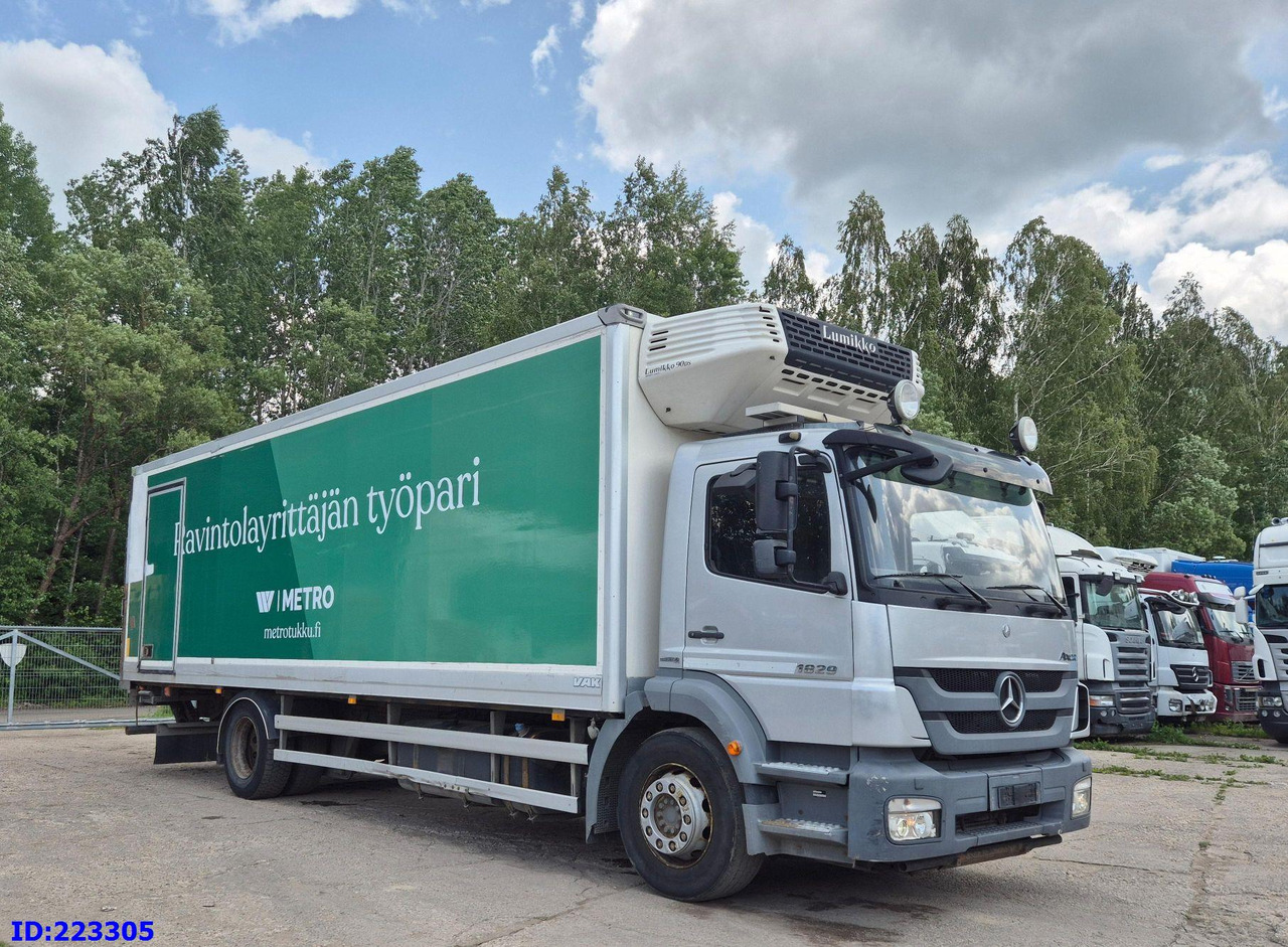 MERCEDES-BENZ Axor 1829 Euro5 Manual + Tail lift - Refrigerator truck: picture 4 MERCEDES-BENZ Axor 1829 Euro5 Manual + Tail lift - Refrigerator truck: picture 4