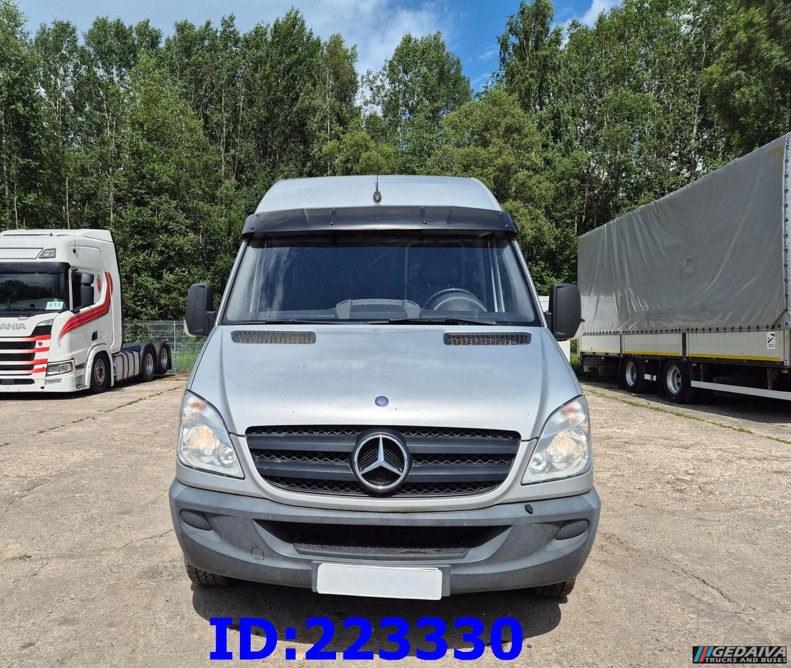 MERCEDES-BENZ Sprinter 313 VIP 14Place Euro5 - Coach: picture 2 MERCEDES-BENZ Sprinter 313 VIP 14Place Euro5 - Coach: picture 2