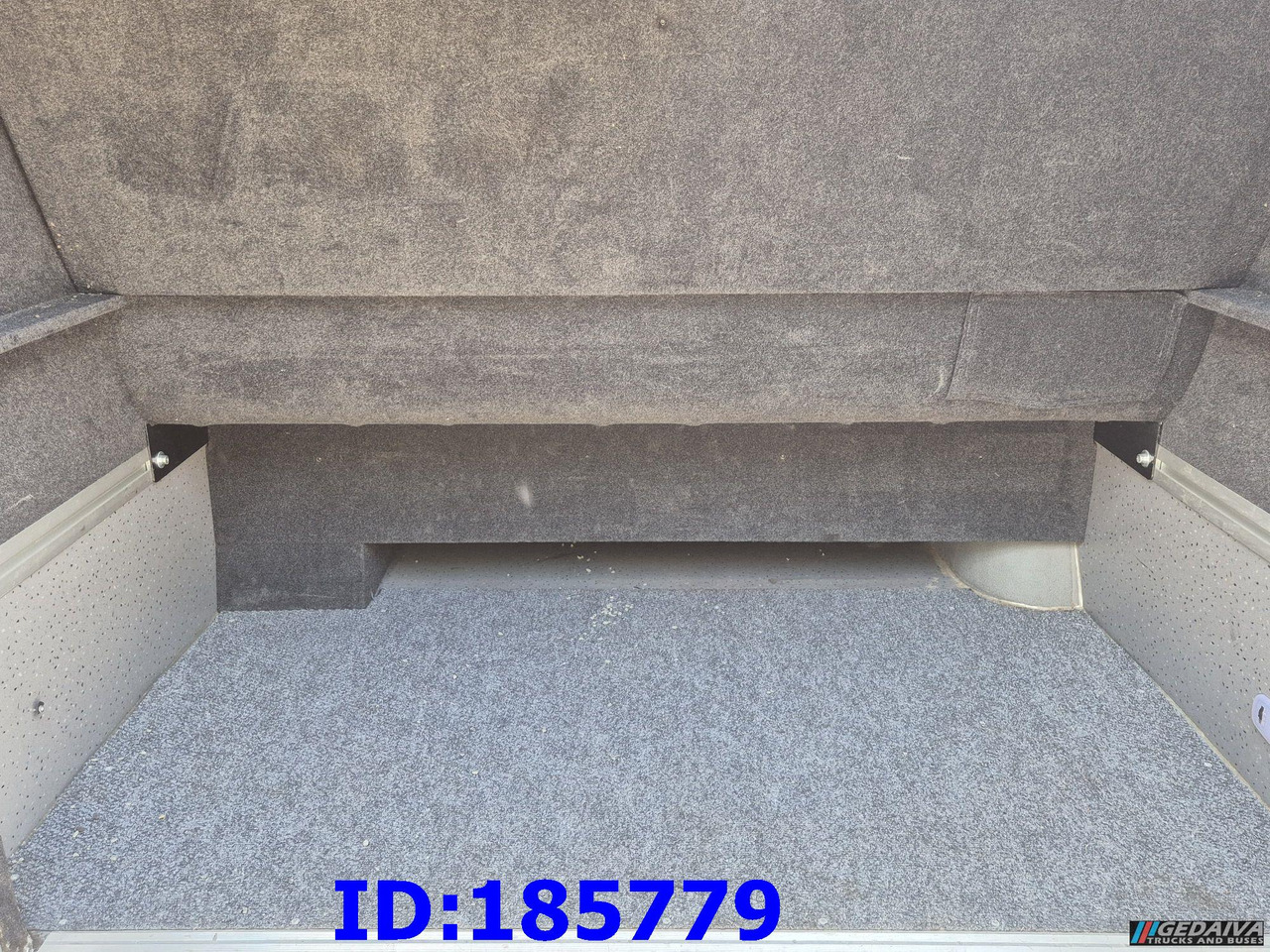 Coach MERCEDES-BENZ Sprinter 316 - VIP - Avestark: picture 8
