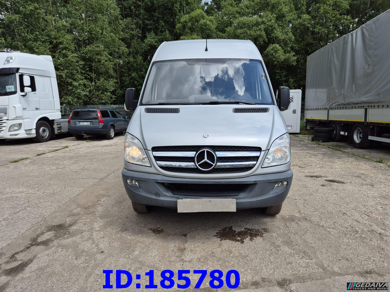 MERCEDES-BENZ Sprinter 516 - VIP - Avestark - 17 Seater (Motor defect) - Coach: picture 2 MERCEDES-BENZ Sprinter 516 - VIP - Avestark - 17 Seater (Motor defect) - Coach: picture 2