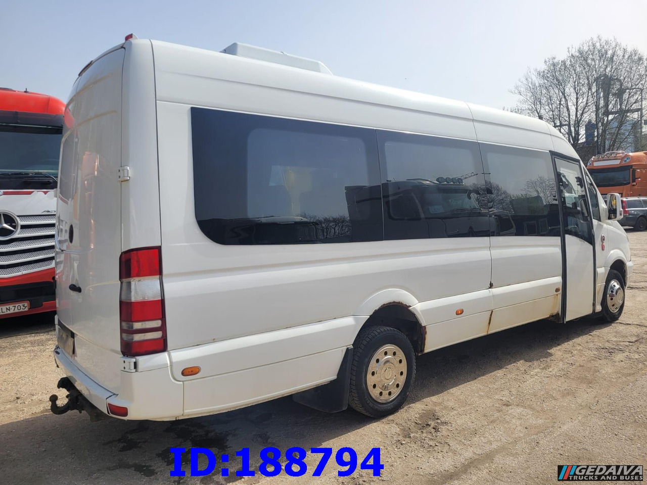 MERCEDES-BENZ Sprinter 518 - Kasten VIP - 20 Seater - Coach: picture 5 MERCEDES-BENZ Sprinter 518 - Kasten VIP - 20 Seater - Coach: picture 5