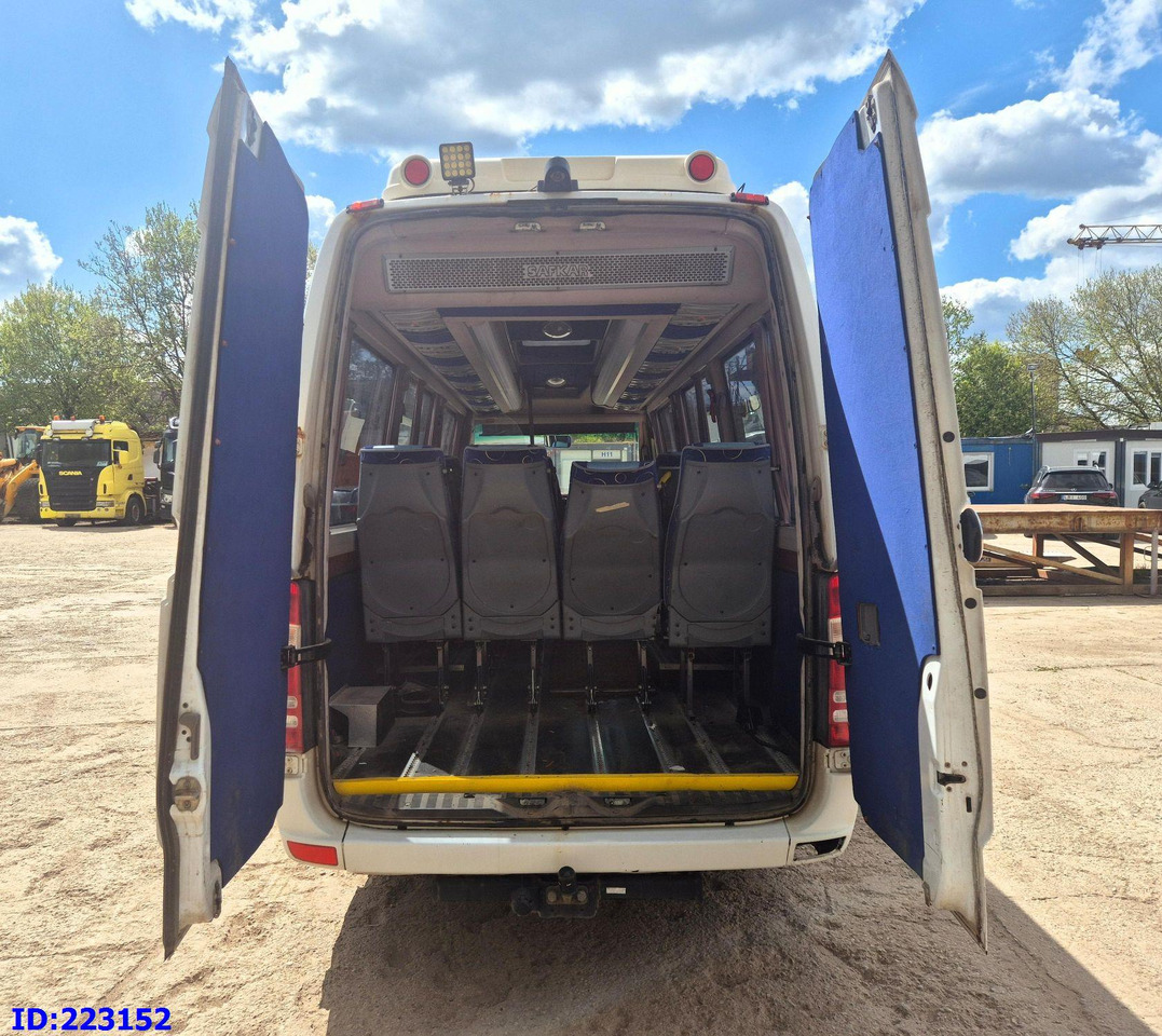 Minibus, Passenger van MERCEDES-BENZ Sprinter 518-VIP- 17 places: picture 6 Minibus, Passenger van MERCEDES-BENZ Sprinter 518-VIP- 17 places: picture 6